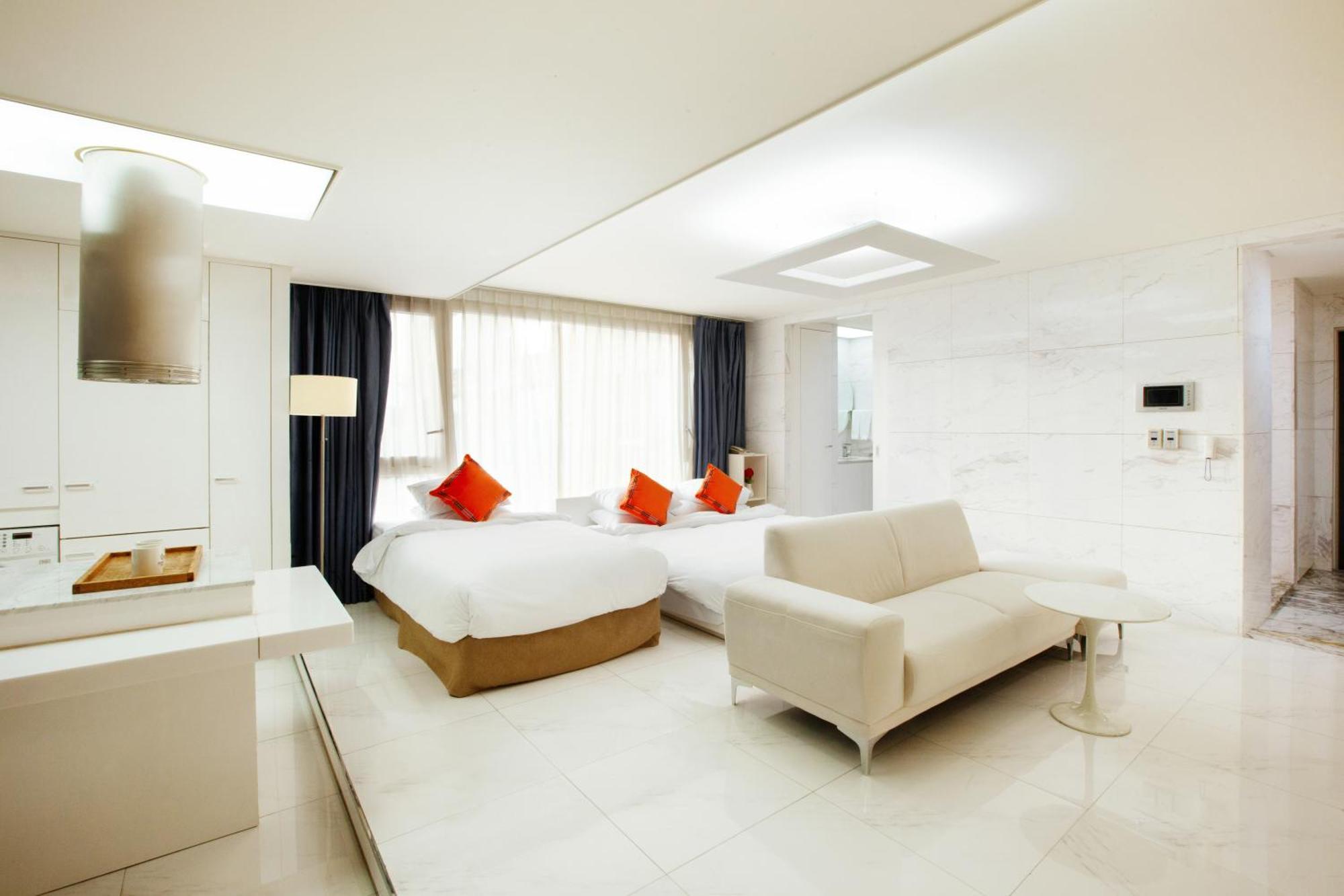 Shin Shin Hotel Jeju Ocean Seogwipo Extérieur photo