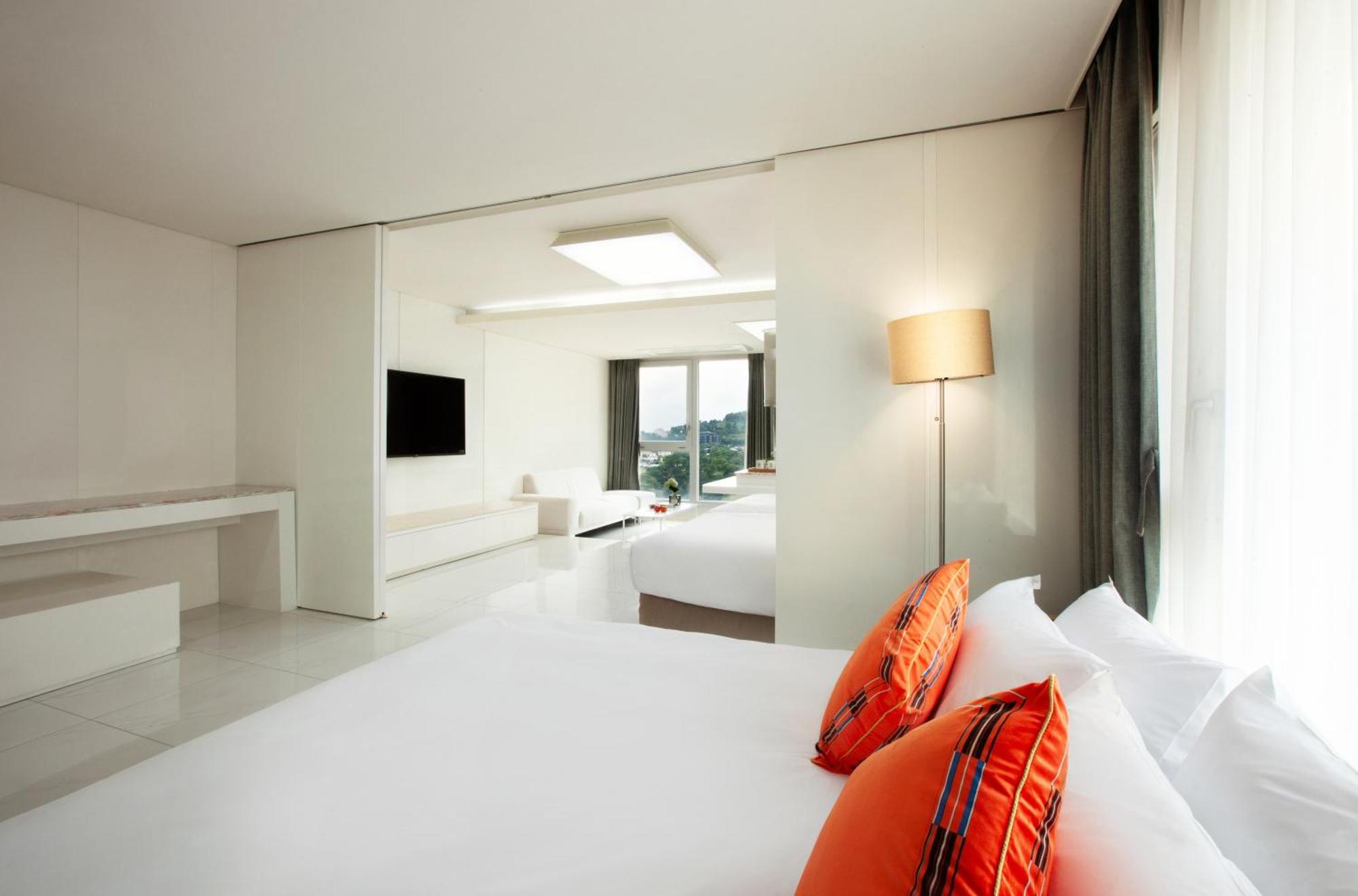 Shin Shin Hotel Jeju Ocean Seogwipo Extérieur photo